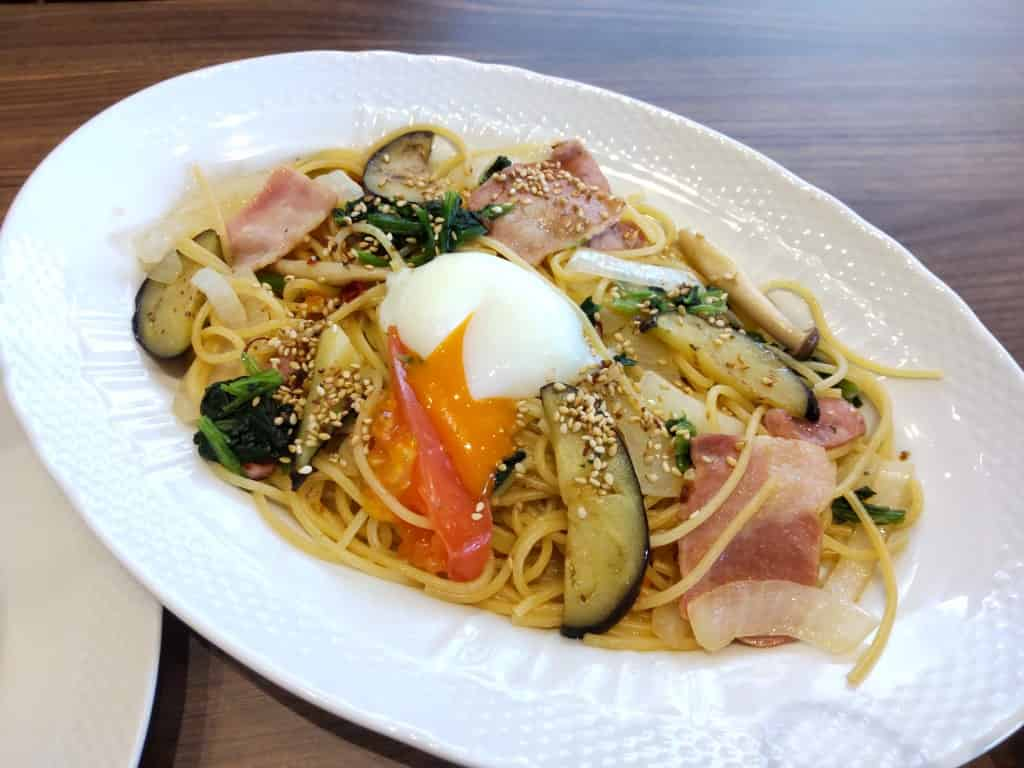 星乃スパゲッティー（具だくさん醤油バター）930円の画像