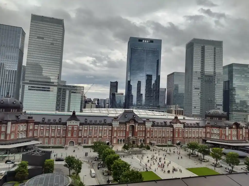 テラス席からの東京駅